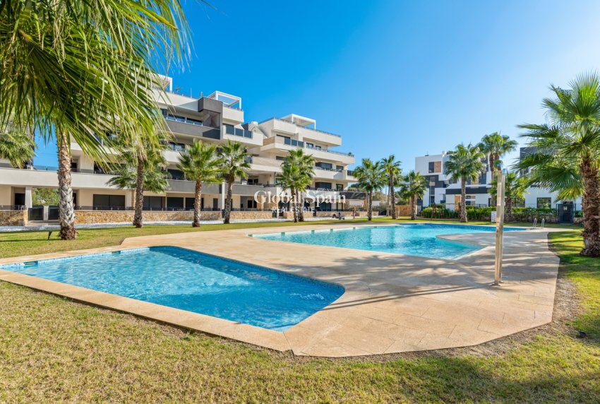 Revente - APPARTEMENT -
VILLAMARTÍN - Costa Blanca