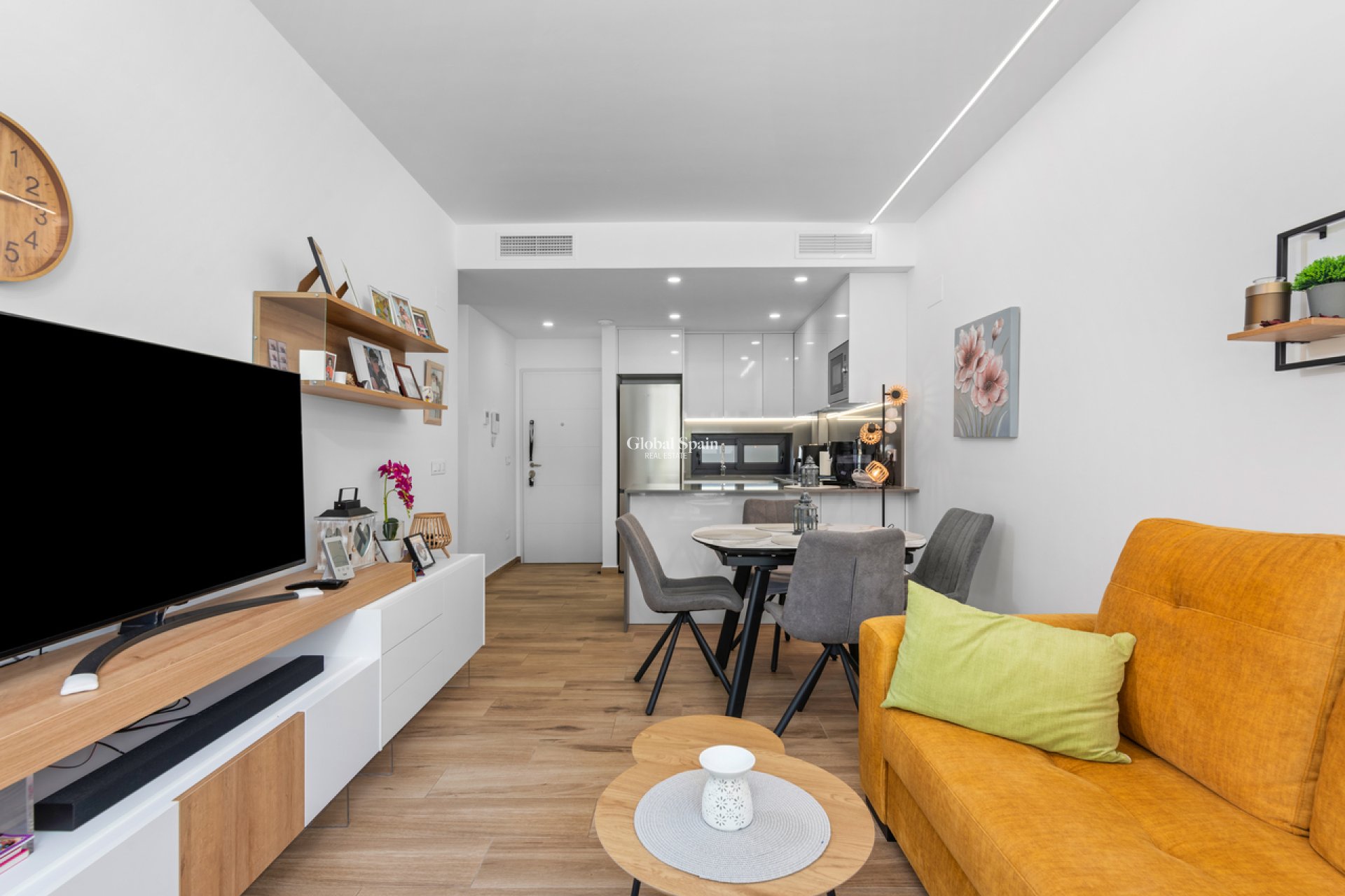 Revente - APPARTEMENT -
VILLAMARTÍN - Costa Blanca