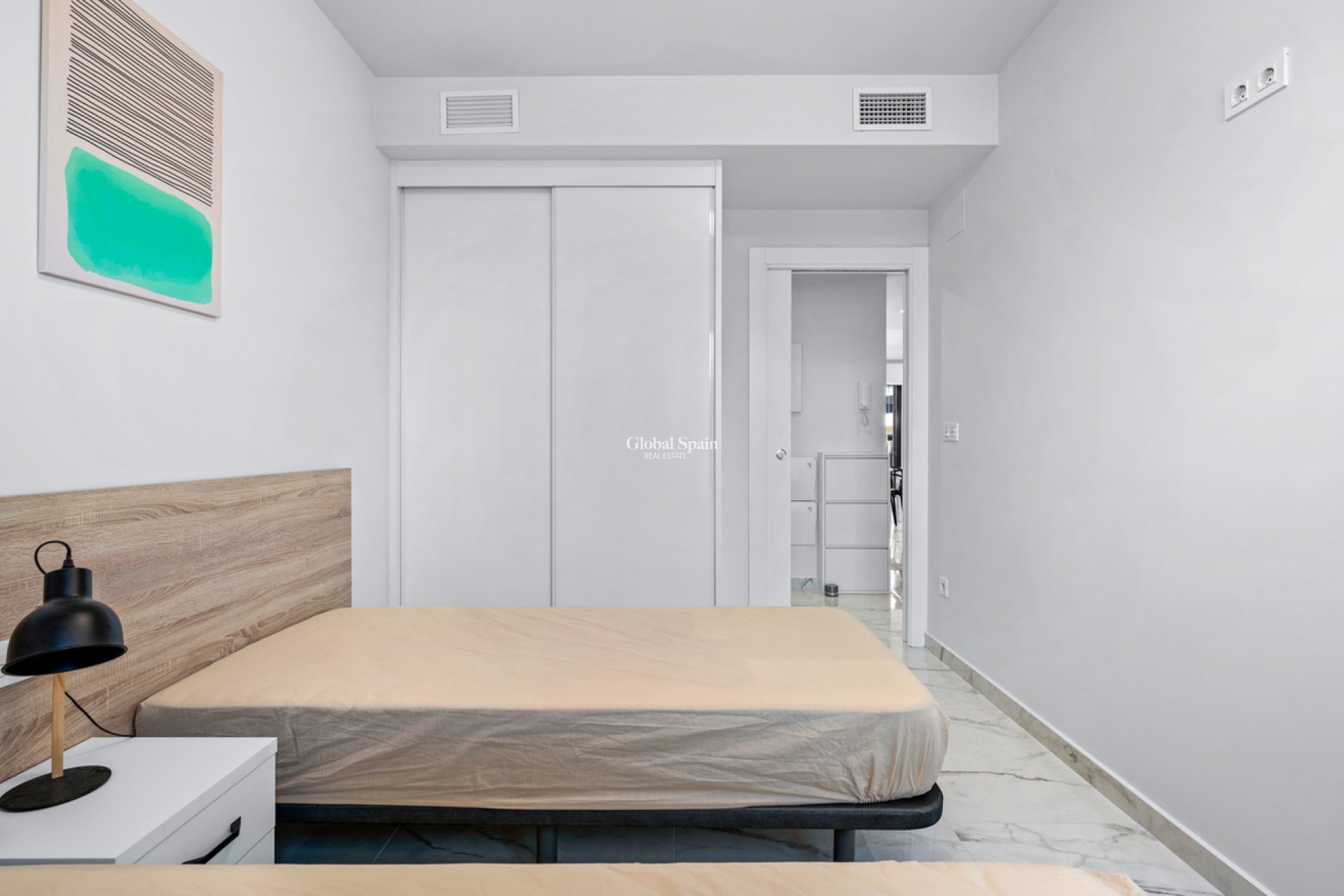 Revente - APPARTEMENT -
VILLAMARTÍN - Costa Blanca