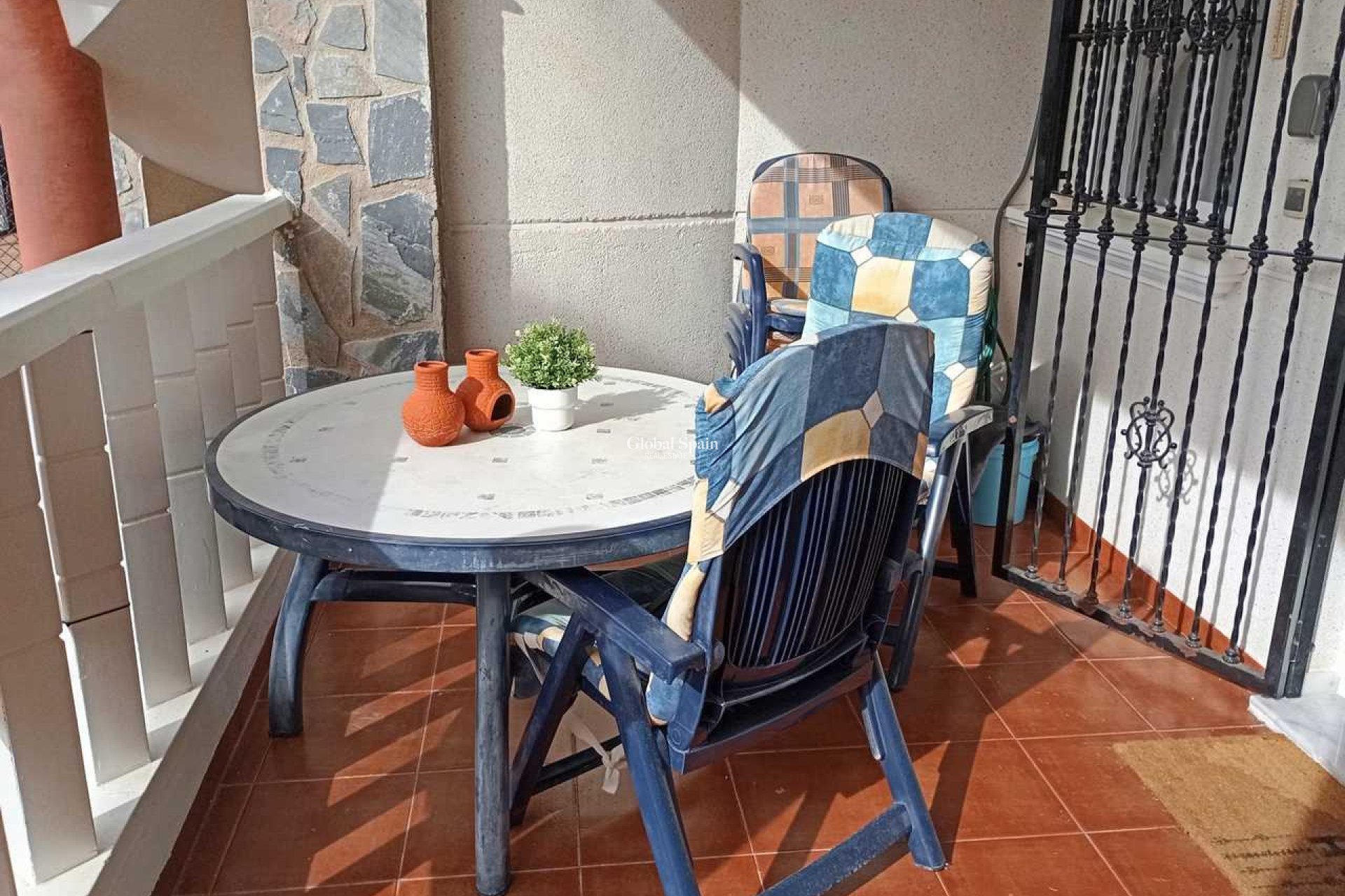 Revente - APPARTEMENT -
VILLAMARTÍN - Costa Blanca