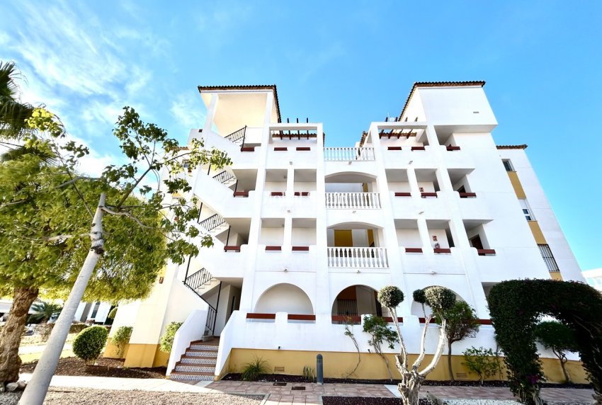 Revente - APPARTEMENT -
VILLAMARTÍN - Costa Blanca