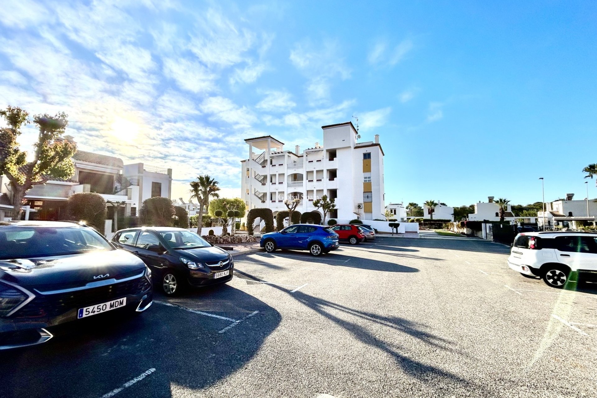 Revente - APPARTEMENT -
VILLAMARTÍN - Costa Blanca