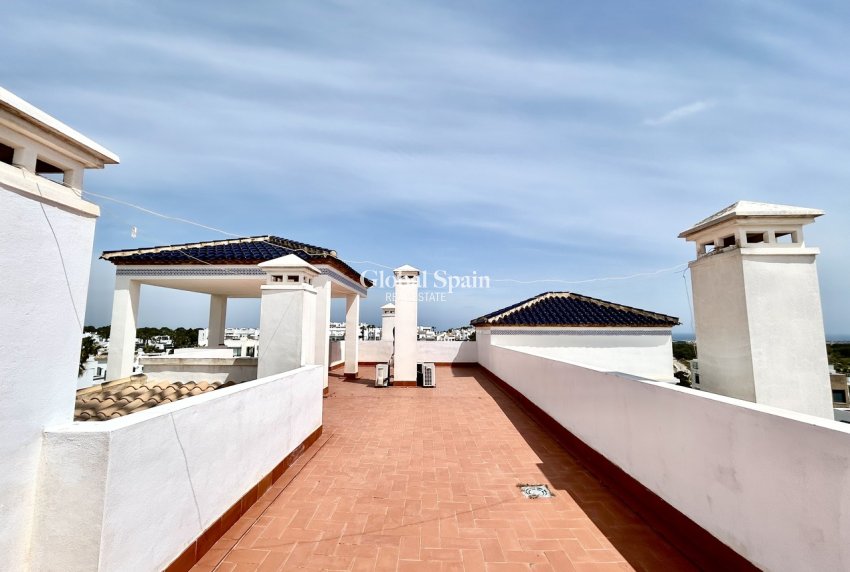 Revente - APPARTEMENT -
VILLAMARTÍN - Costa Blanca