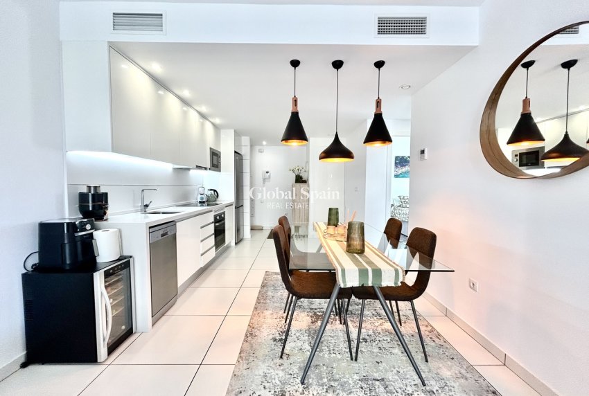 Revente - APPARTEMENT -
VILLAMARTÍN - Costa Blanca