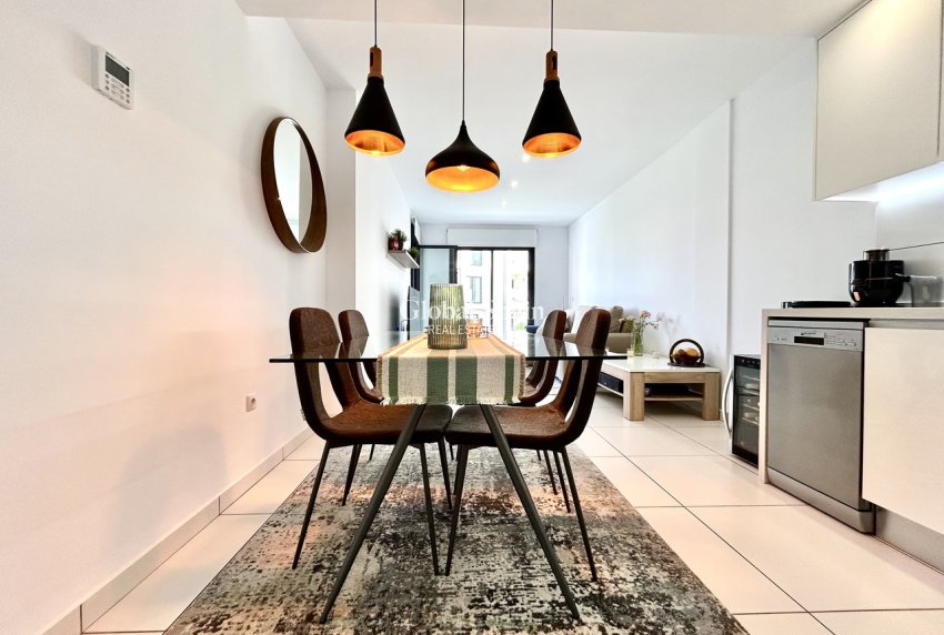 Revente - APPARTEMENT -
VILLAMARTÍN - Costa Blanca