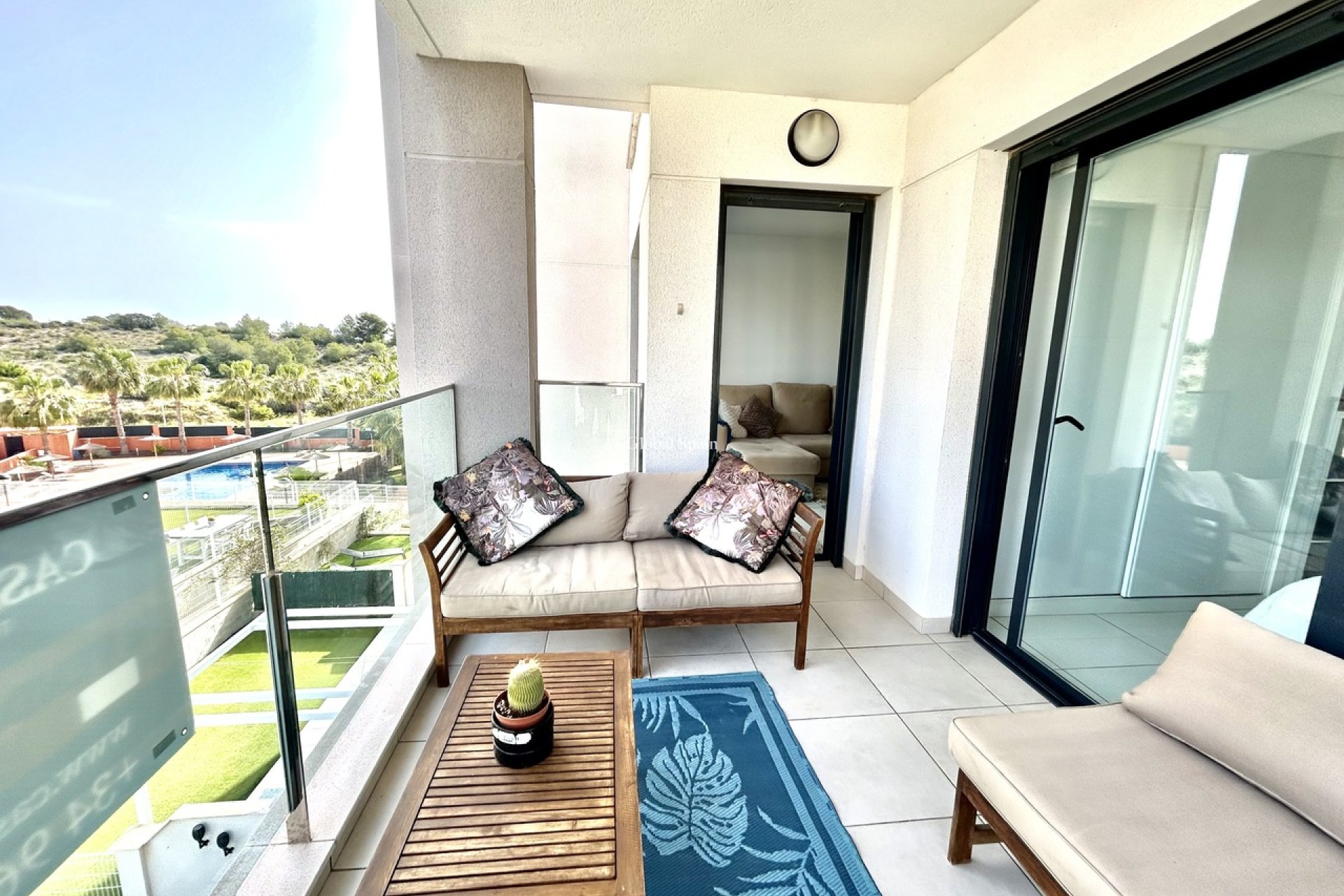 Revente - APPARTEMENT -
VILLAMARTÍN - Costa Blanca