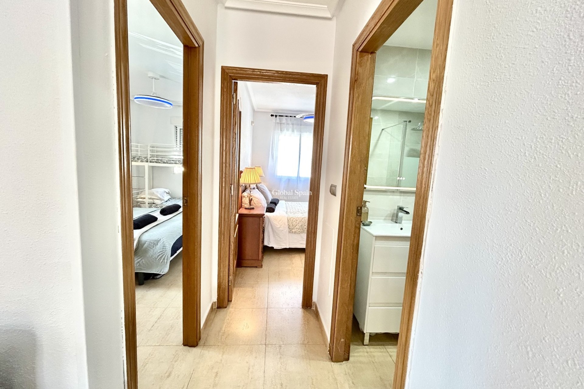 Revente - APPARTEMENT -
VILLAMARTÍN - Costa Blanca