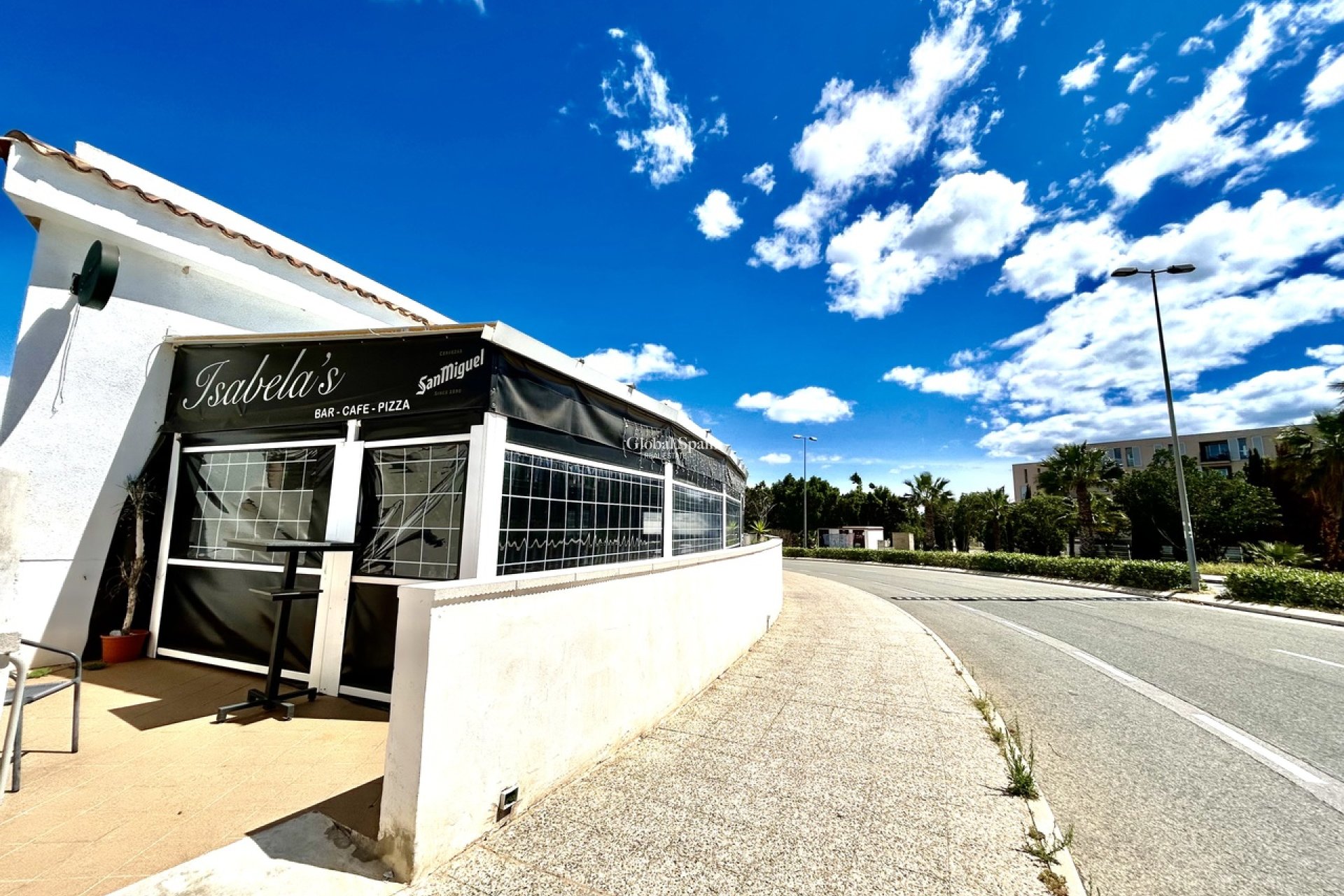 Revente - APPARTEMENT -
VILLAMARTÍN - Costa Blanca