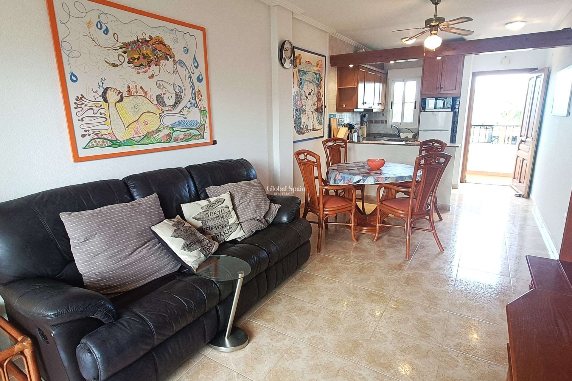 Revente - APPARTEMENT -
VILLAMARTÍN - Costa Blanca