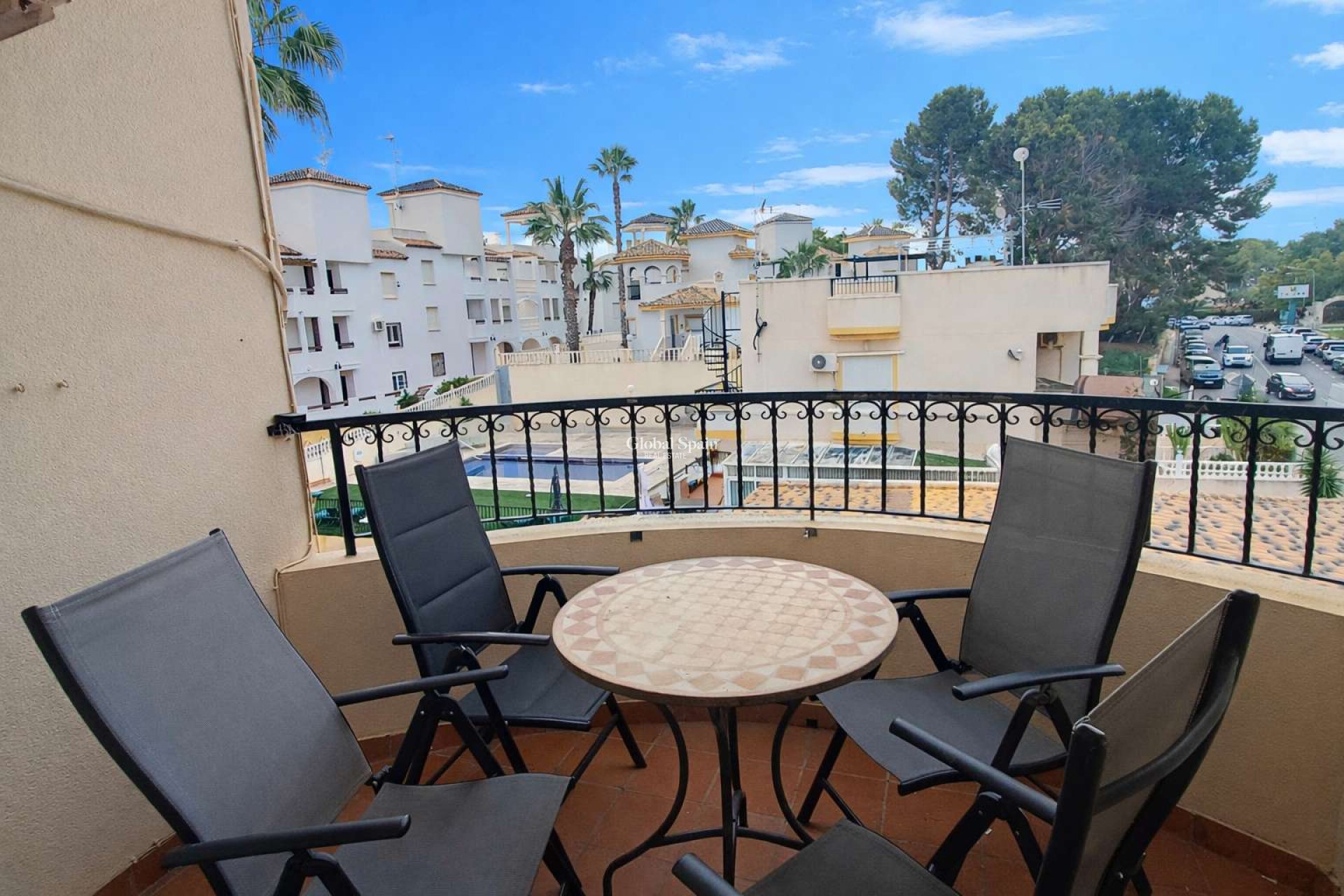 Revente - APPARTEMENT -
VILLAMARTÍN - Costa Blanca