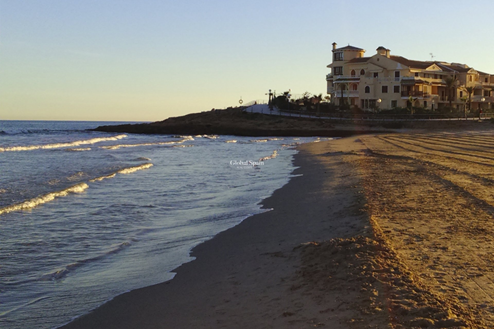 Revente - APPARTEMENT -
VILLAMARTÍN - Costa Blanca