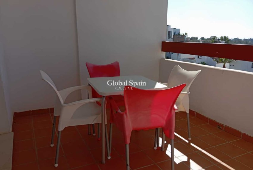 Revente - APPARTEMENT -
VILLAMARTÍN - Costa Blanca