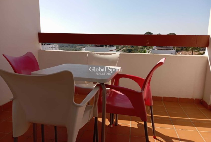 Revente - APPARTEMENT -
VILLAMARTÍN - Costa Blanca