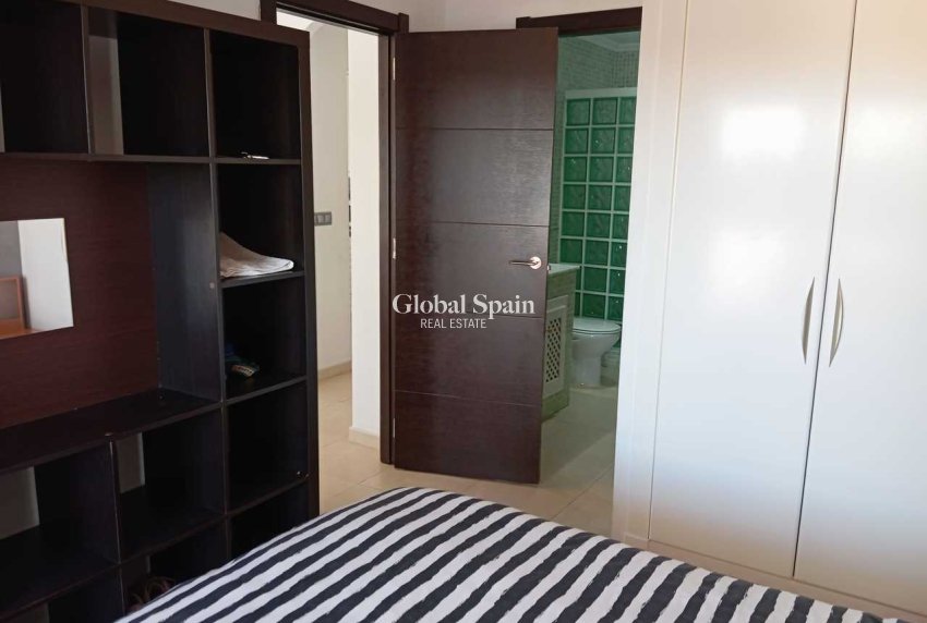 Revente - APPARTEMENT -
VILLAMARTÍN - Costa Blanca