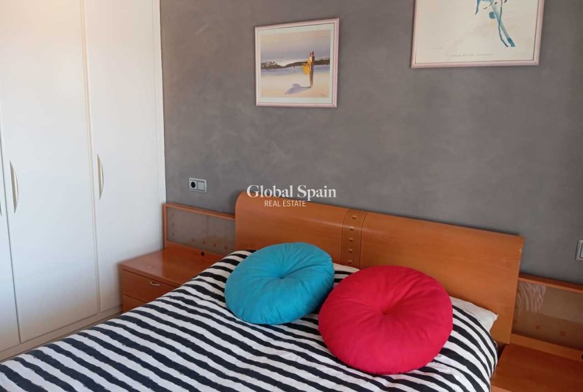 Revente - APPARTEMENT -
VILLAMARTÍN - Costa Blanca