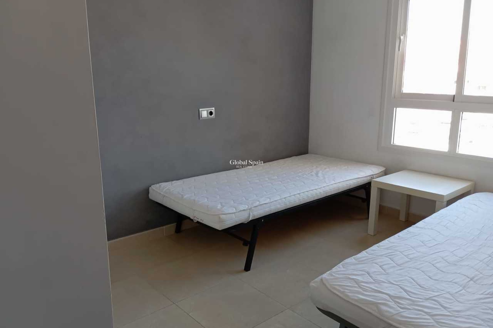 Revente - APPARTEMENT -
VILLAMARTÍN - Costa Blanca