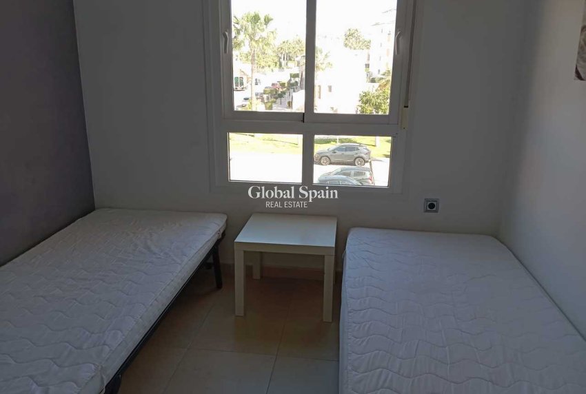 Revente - APPARTEMENT -
VILLAMARTÍN - Costa Blanca