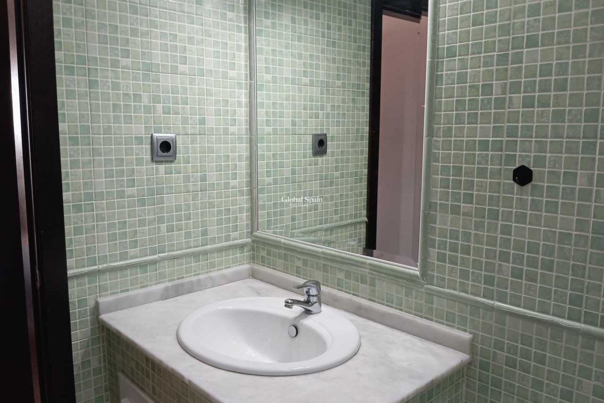 Revente - APPARTEMENT -
VILLAMARTÍN - Costa Blanca