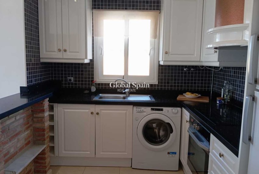 Revente - APPARTEMENT -
VILLAMARTÍN - Costa Blanca