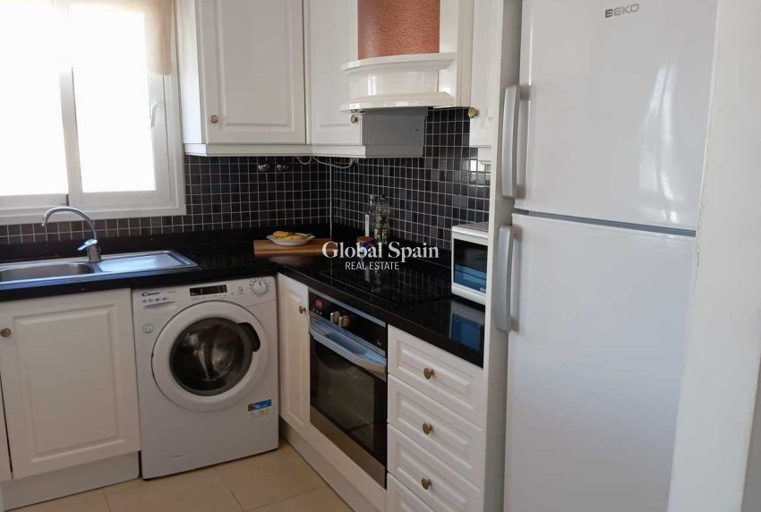 Revente - APPARTEMENT -
VILLAMARTÍN - Costa Blanca