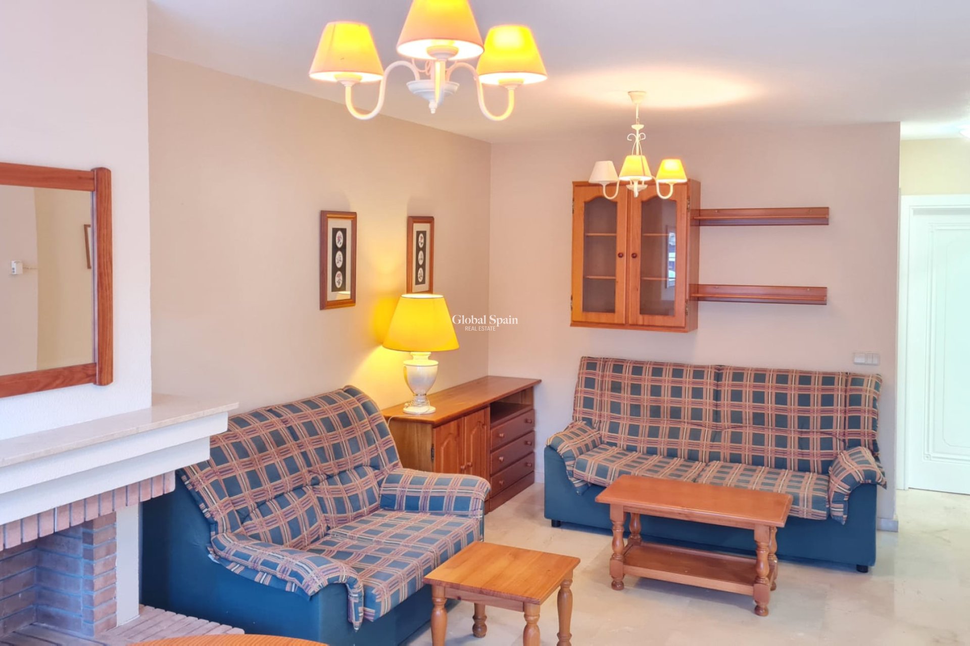Revente - APPARTEMENT -
VILLAMARTÍN - Costa Blanca