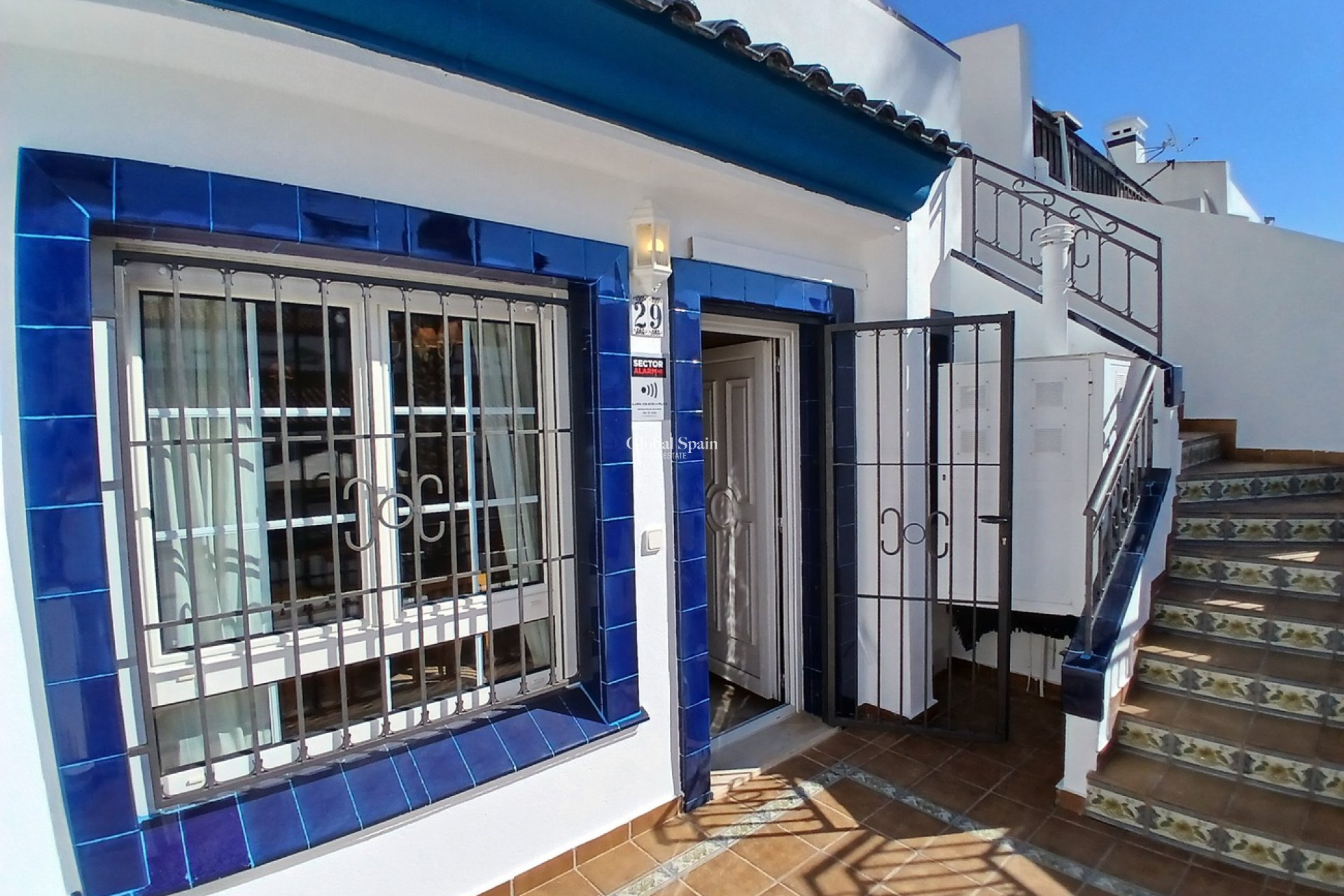 Revente - APPARTEMENT -
VILLAMARTÍN - Costa Blanca