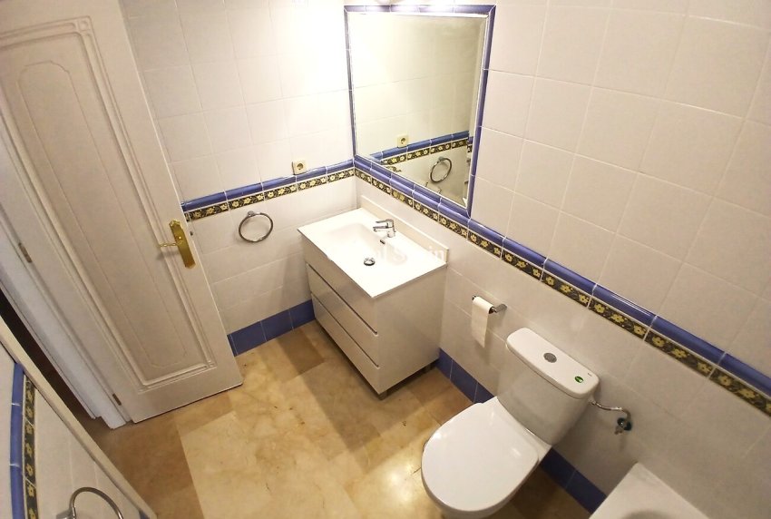 Revente - APPARTEMENT -
VILLAMARTÍN - Costa Blanca