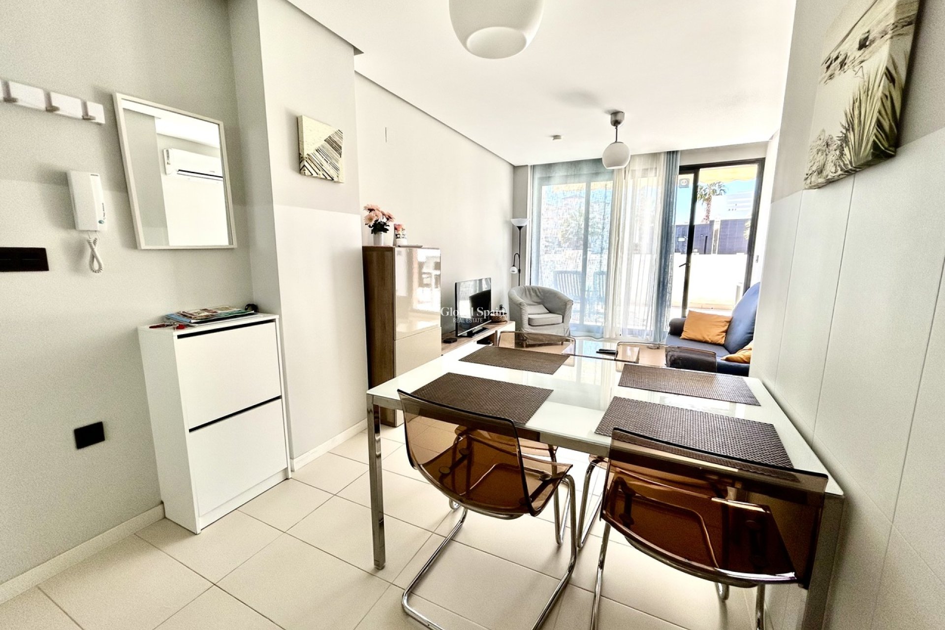 Revente - APPARTEMENT -
VILLAMARTÍN - Costa Blanca