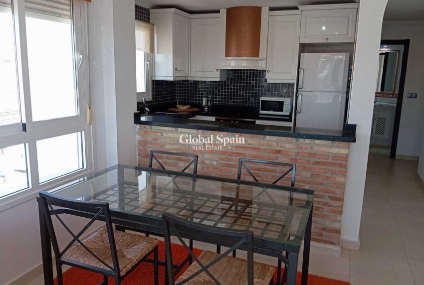 Revente - APPARTEMENT -
VILLAMARTÍN - Costa Blanca