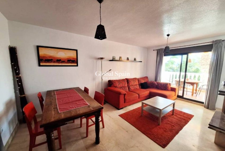 Revente - APPARTEMENT -
VILLAMARTÍN - Costa Blanca