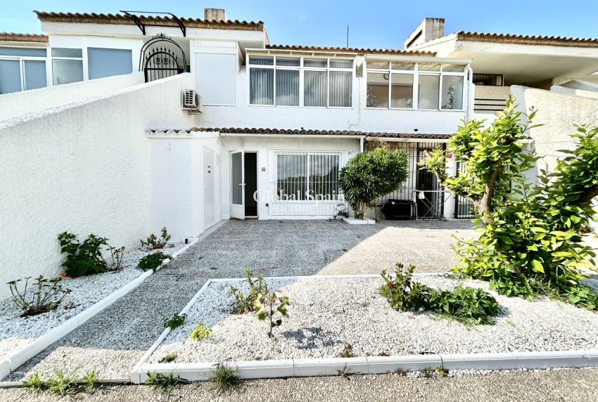 Revente - APPARTEMENT -
VILLAMARTÍN - Costa Blanca
