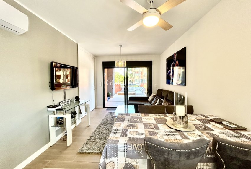Revente - APPARTEMENT -
VILLAMARTÍN - Costa Blanca