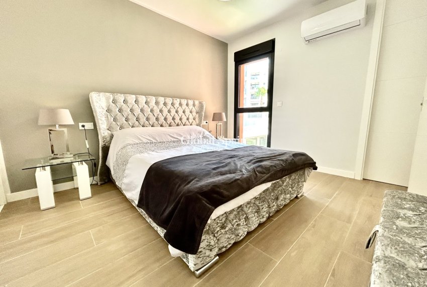 Revente - APPARTEMENT -
VILLAMARTÍN - Costa Blanca