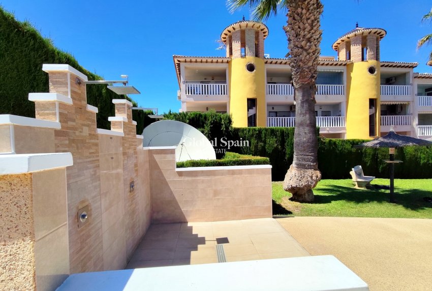Revente - APPARTEMENT -
VILLAMARTÍN - Costa Blanca