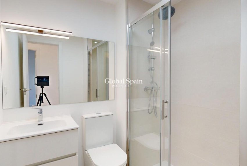 Revente - APPARTEMENT -
VILLAMARTÍN - Costa Blanca