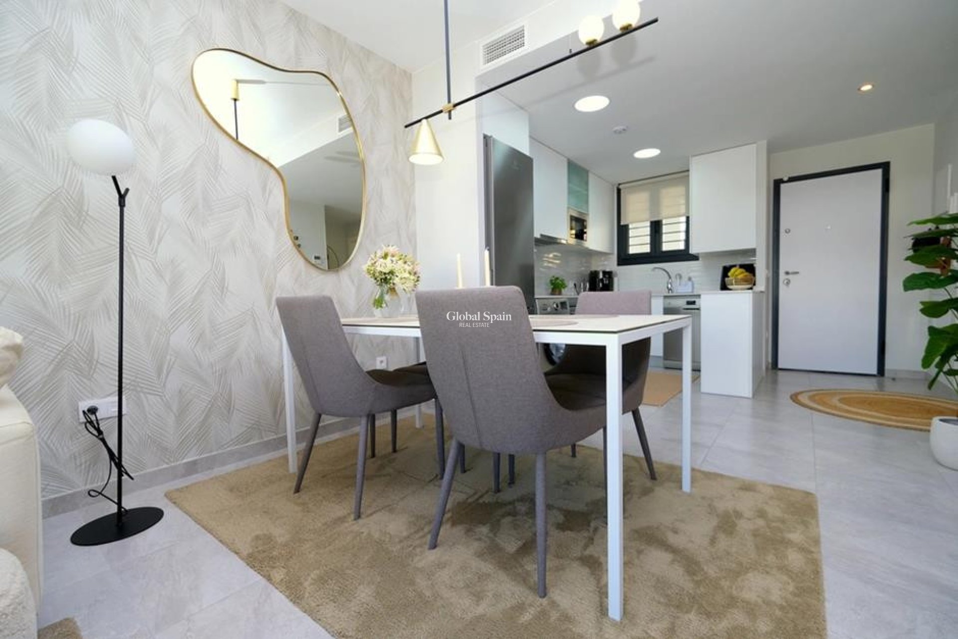Revente - APPARTEMENT -
VILLAMARTÍN - Costa Blanca