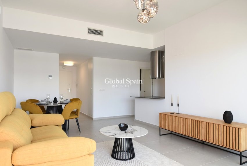 Revente - APPARTEMENT -
VILLAMARTÍN - Costa Blanca