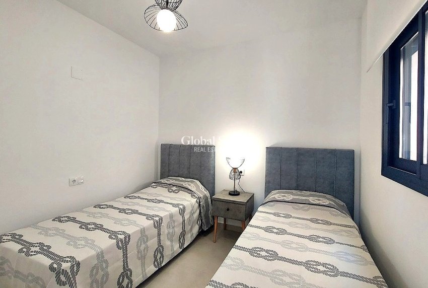Revente - APPARTEMENT -
VILLAMARTÍN - Costa Blanca