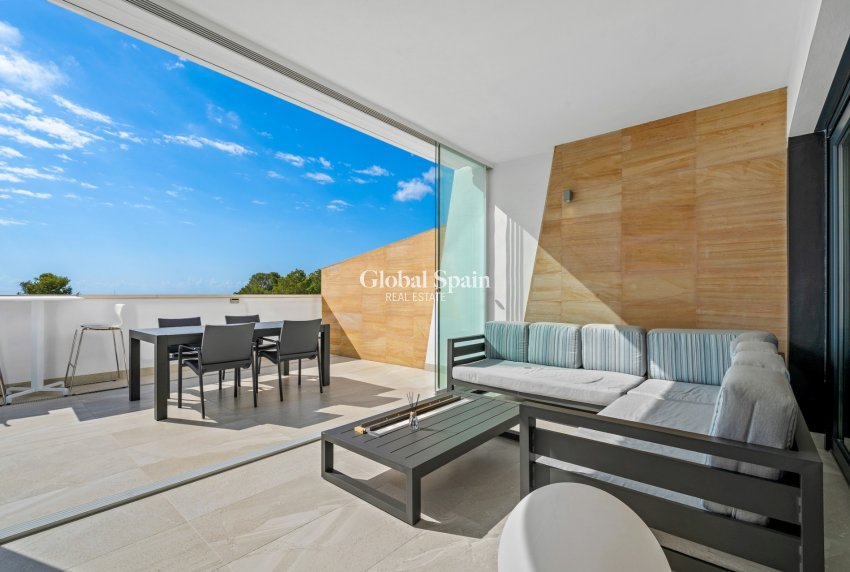 Revente - APPARTEMENT -
Villamartin - Costa Blanca