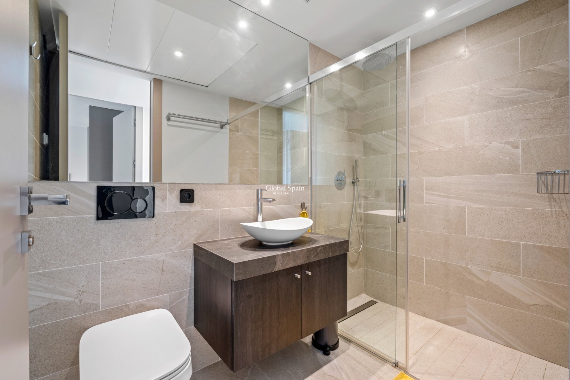 Revente - APPARTEMENT -
VILLAMARTÍN - Costa Blanca