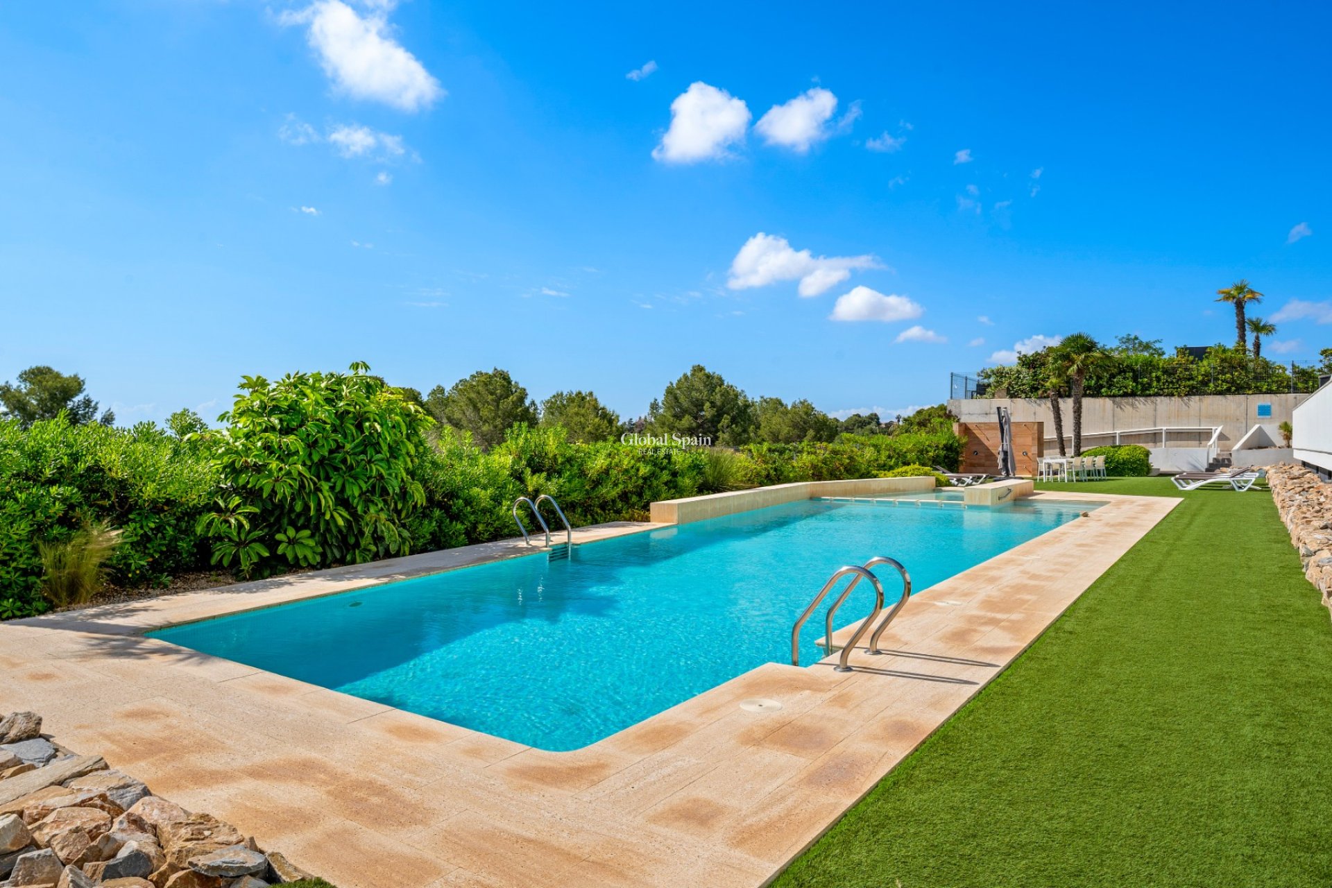 Revente - APPARTEMENT -
VILLAMARTÍN - Costa Blanca