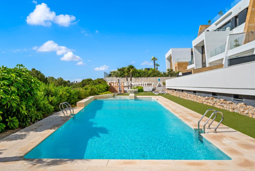 Revente - APPARTEMENT -
VILLAMARTÍN - Costa Blanca