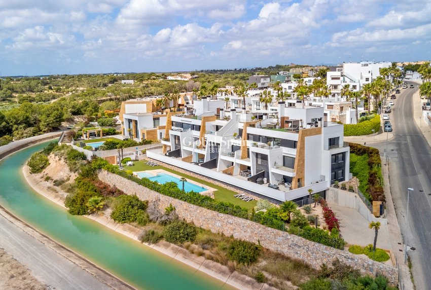 Revente - APPARTEMENT -
VILLAMARTÍN - Costa Blanca