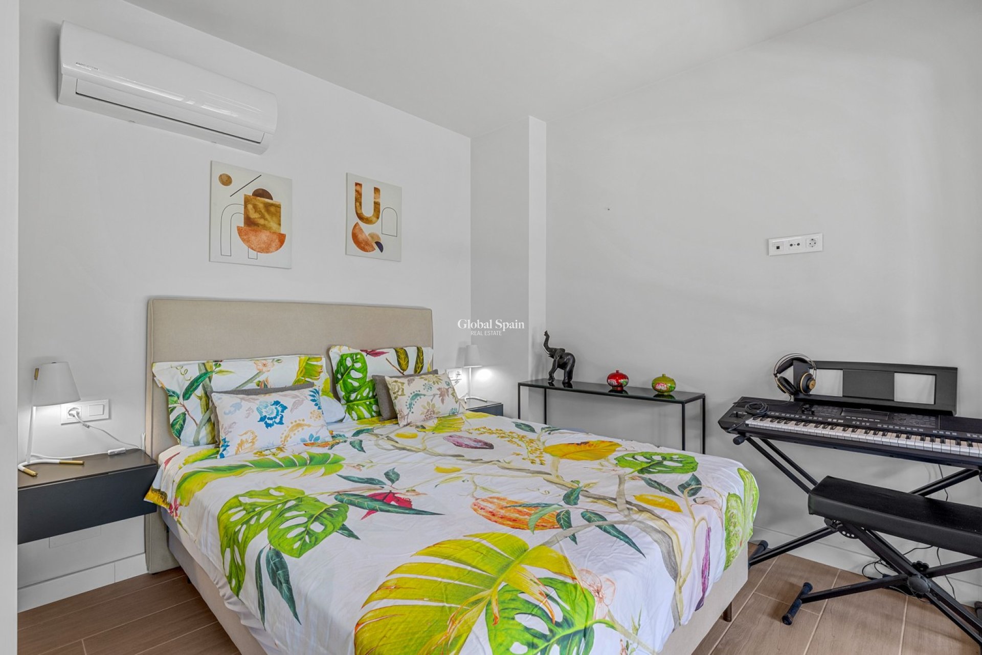 Revente - APPARTEMENT -
VILLAMARTÍN - Lomas del Golf
