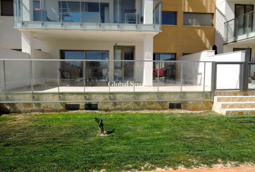 Revente - APPARTEMENT -
VILLAMARTÍN