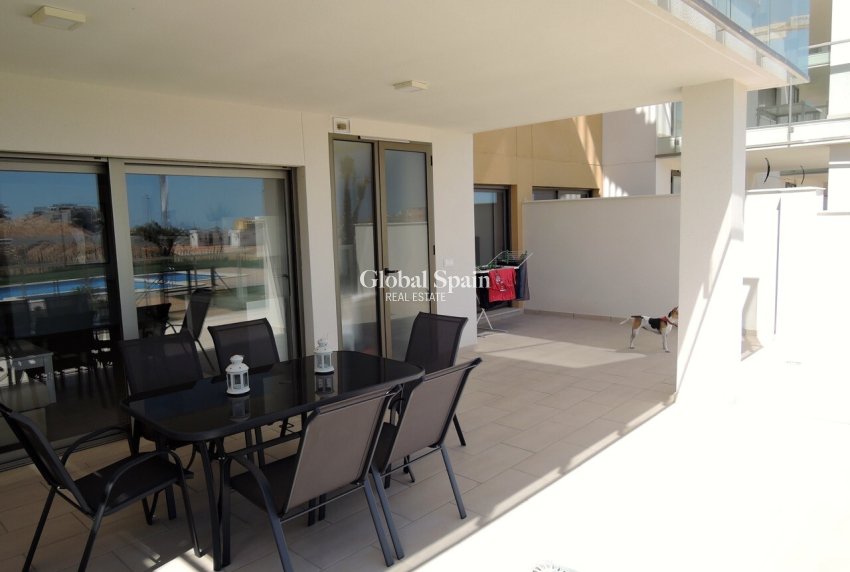 Revente - APPARTEMENT -
VILLAMARTÍN