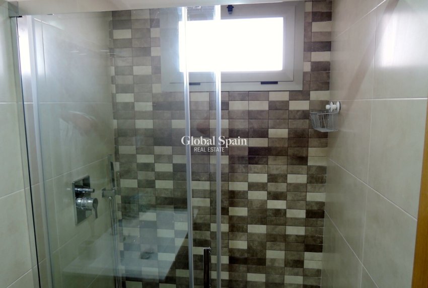 Revente - APPARTEMENT -
VILLAMARTÍN