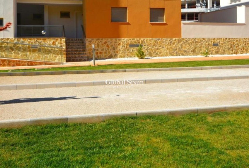 Revente - APPARTEMENT -
VILLAMARTÍN