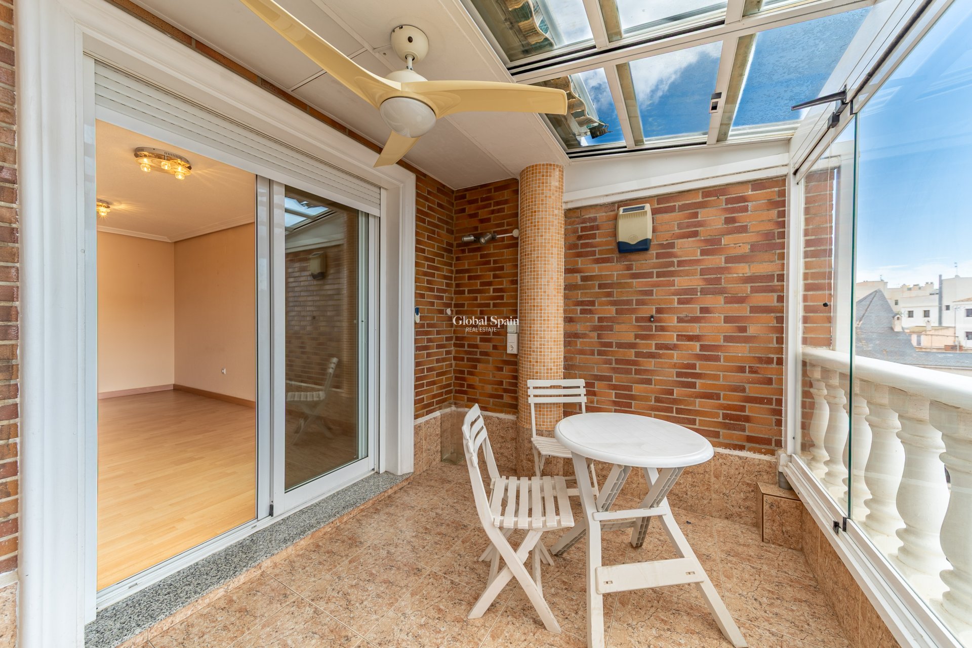 Revente - Ático -
TORREVIEJA - Puerto