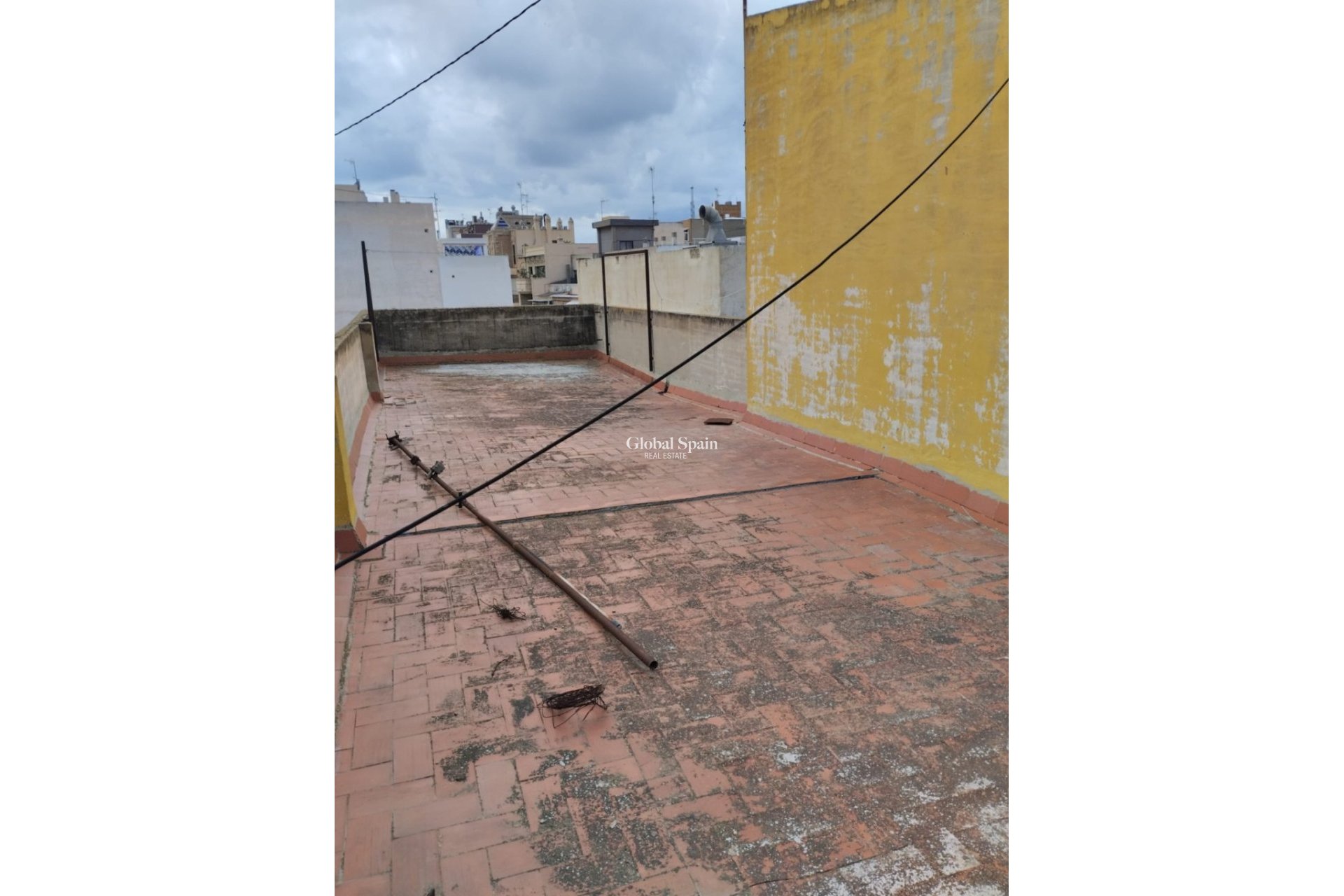 Revente - Bâtiment -
TORREVIEJA - Costa Blanca Sur